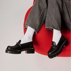 NEW🔥Christian Louboutin St. Roch Pyraclou Studded Platform Leather Loafers🔥